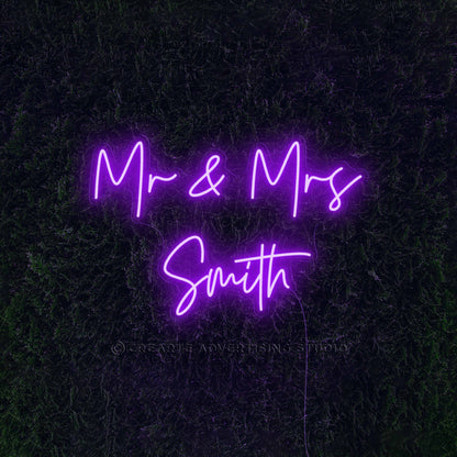 Mr & Mrs Neon Sign (Mr & Mrs Smith)