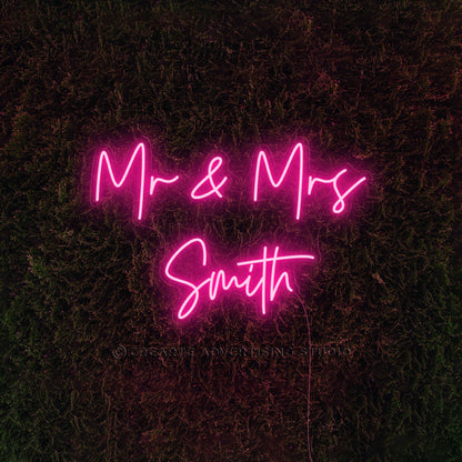 Mr & Mrs Neon Sign (Mr & Mrs Smith)